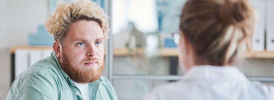 Doctor talking to bariatrics patient